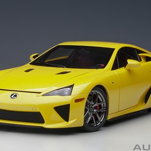 AUTOart Lexus LFA 2010 (pearl yellow) – 1/18