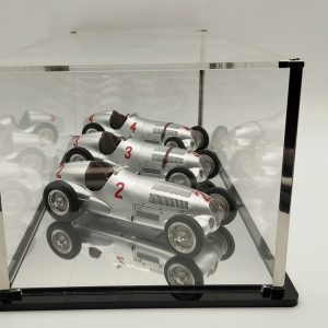 CMC Bundle Mercedes-Benz Silberpfeile W125 M-114+M-115+M-116, inkl. Vitrine – 1/18