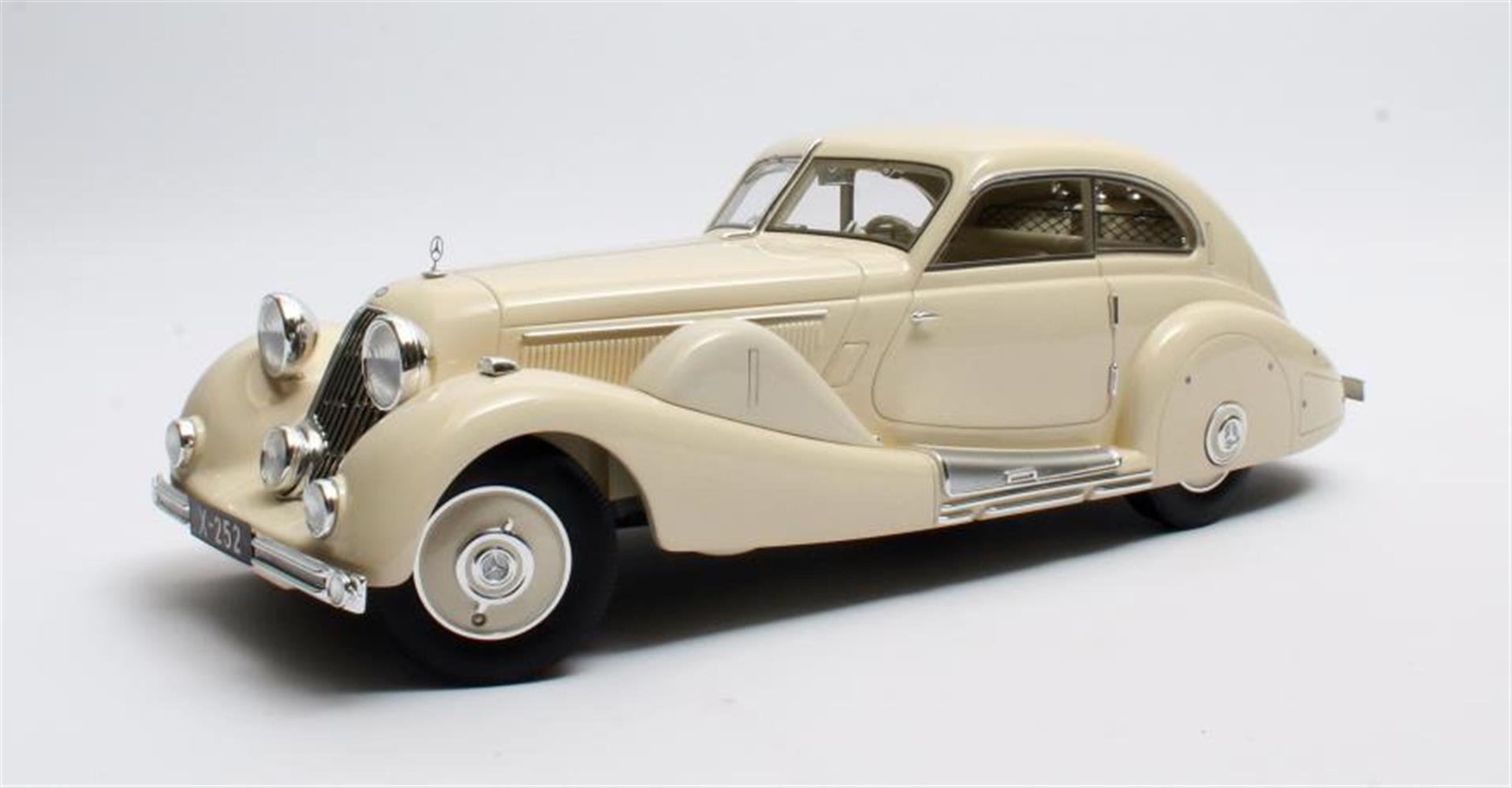 Matrix MB 500K Spezial Stromlinienwagen wht 35 – 1/18