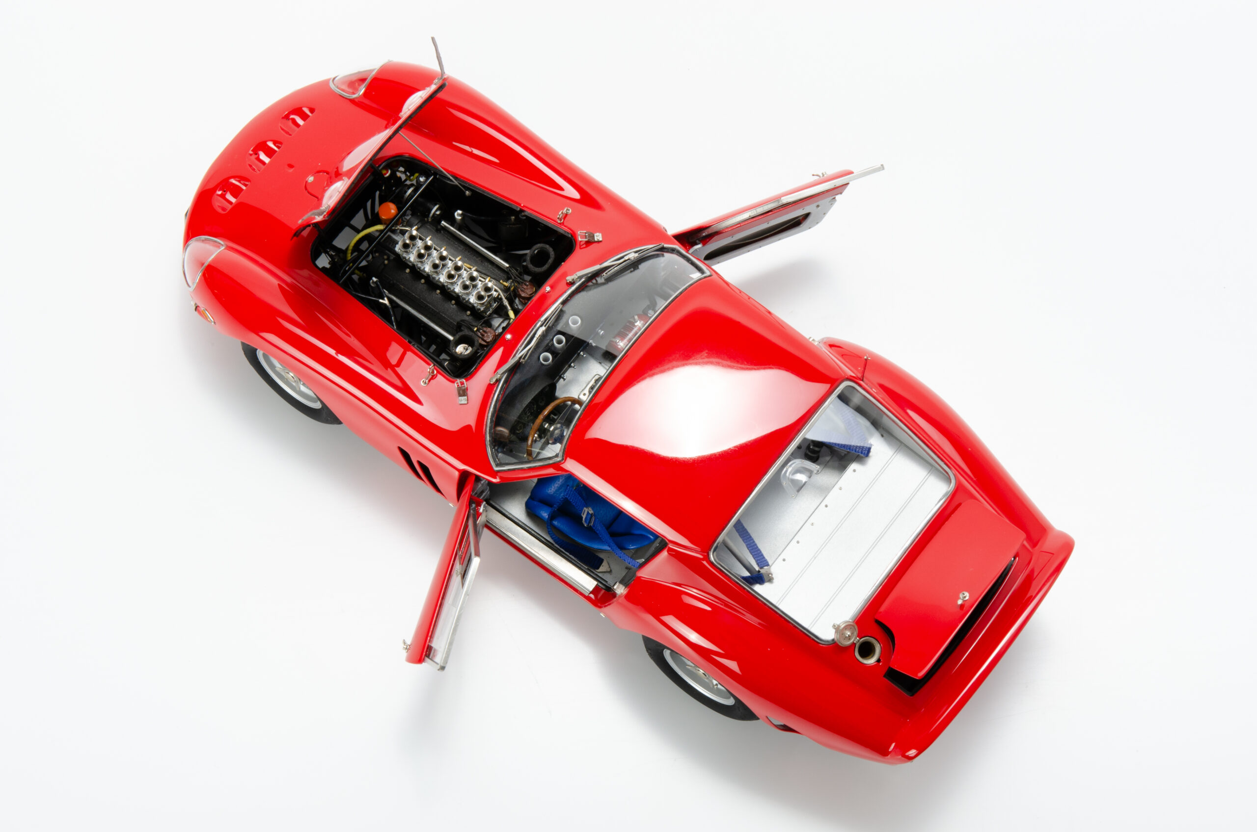 Martisan Ferrari 250 GTO Rosso Corsa AL mit Kupferkarosserie one of 199 – 1/18 – Bild 5