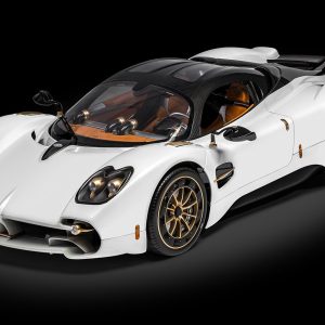 Pocher Pagani Utopia Coupé – Bianco Perla Bausatz 1:8 – 1/8
