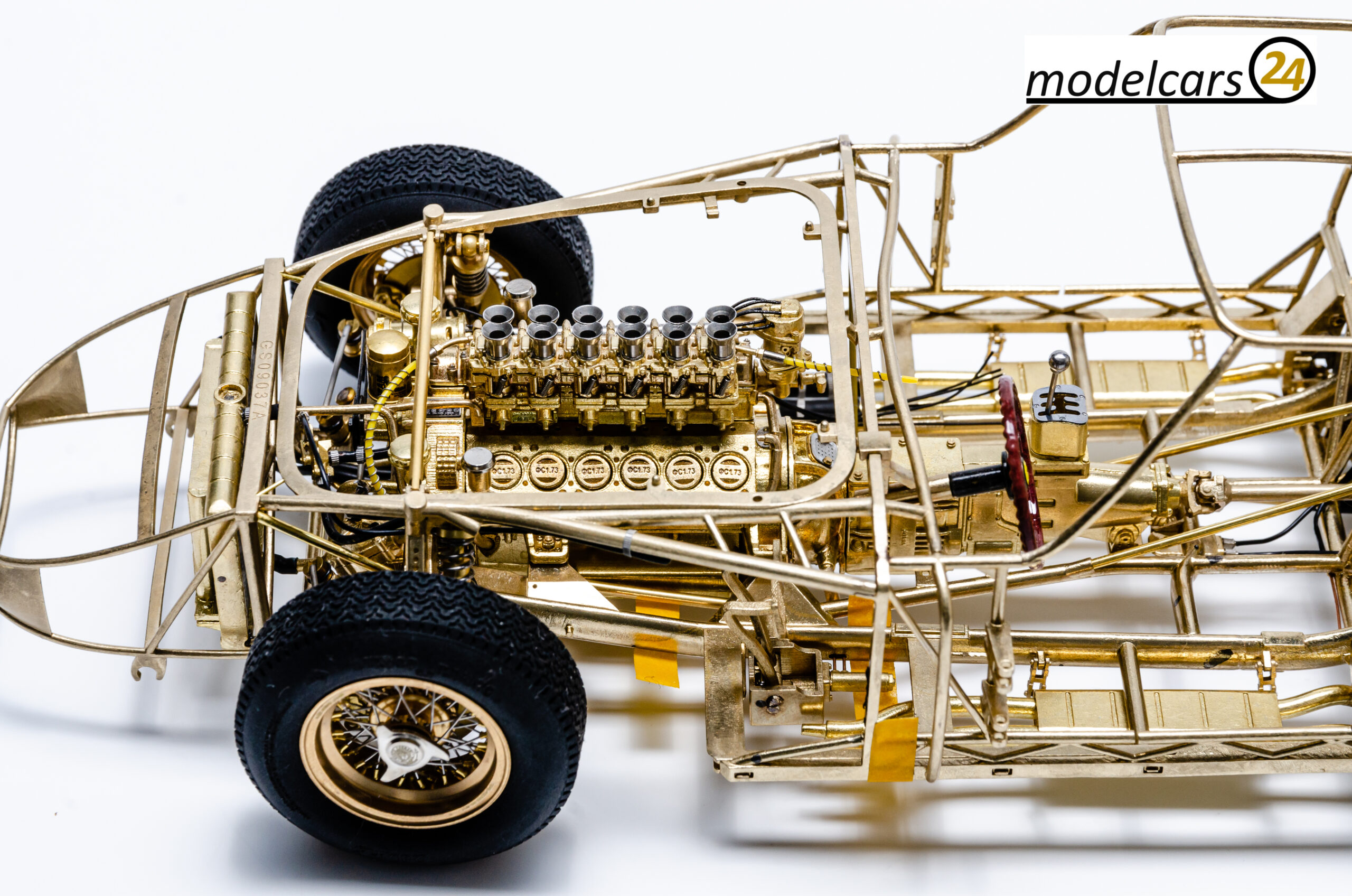Martisan 250 GTO Chassis metallisiert – 1/18 – Bild 4