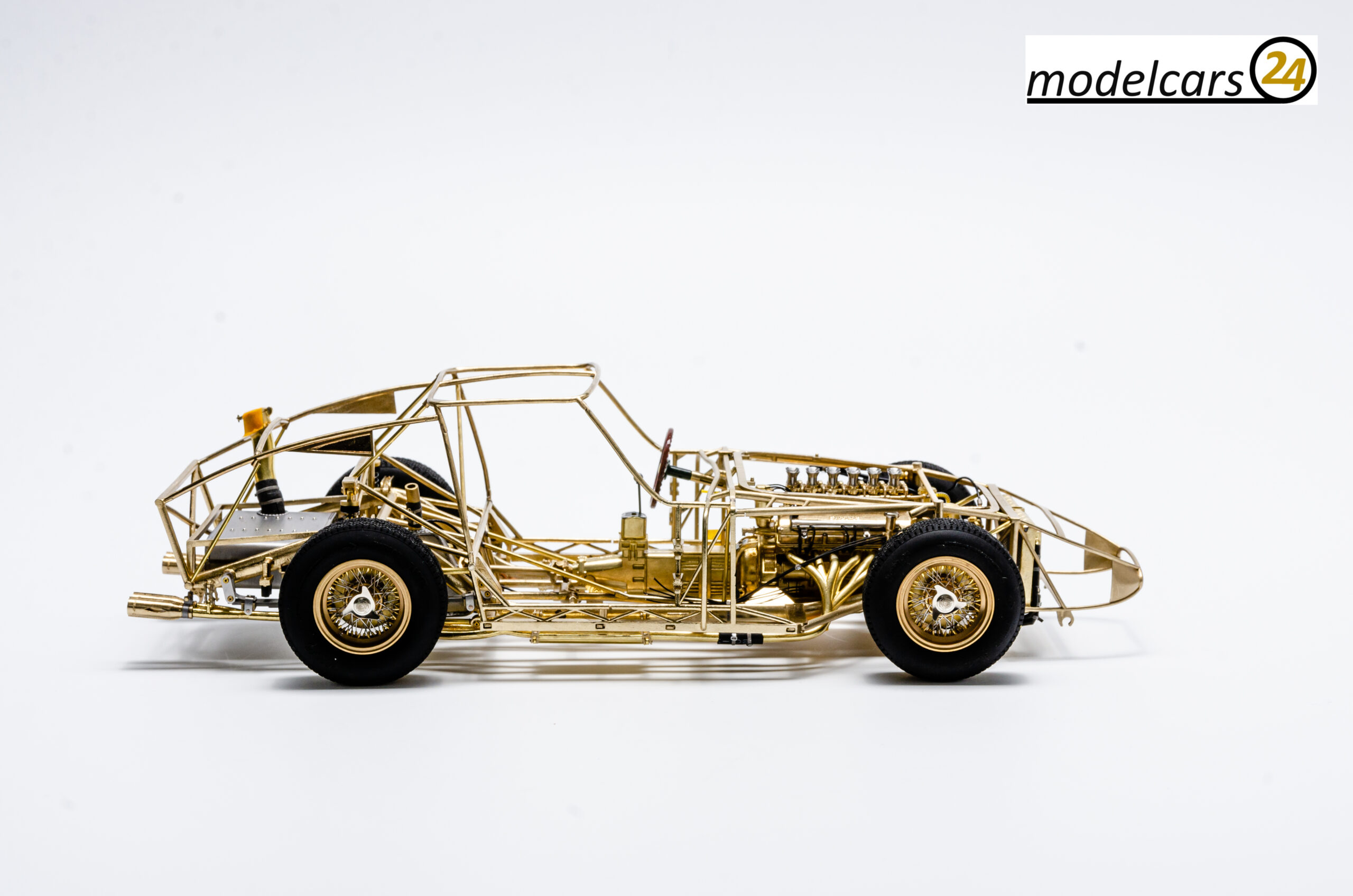 Martisan 250 GTO Chassis metallisiert – 1/18 – Bild 6